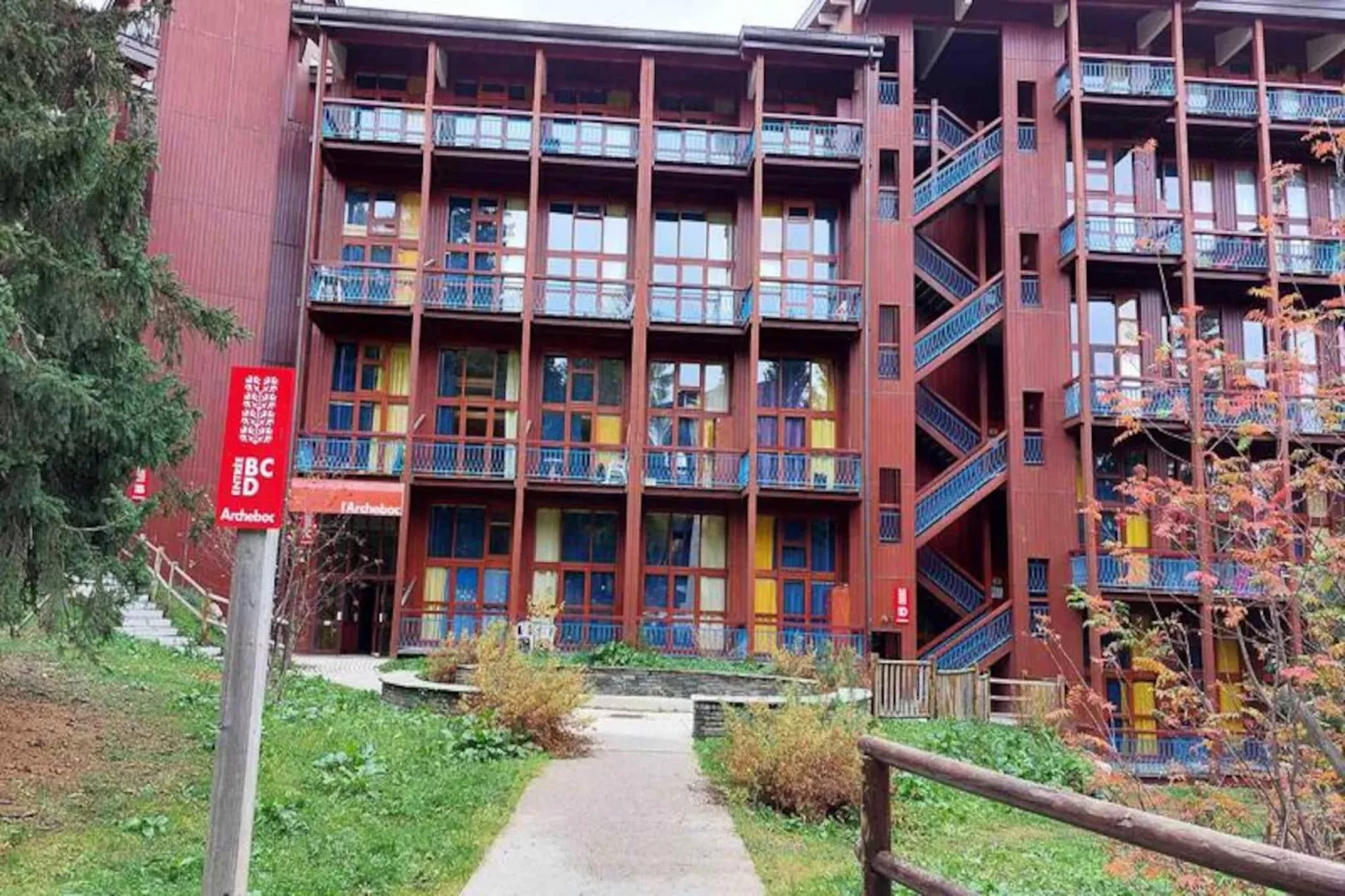 Résidence Archeboc-Niet-getagd