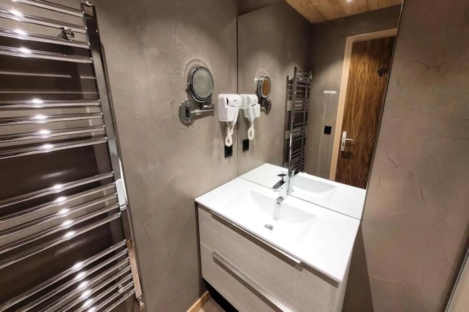 Résidence Cry De Lys-Niet-getagd