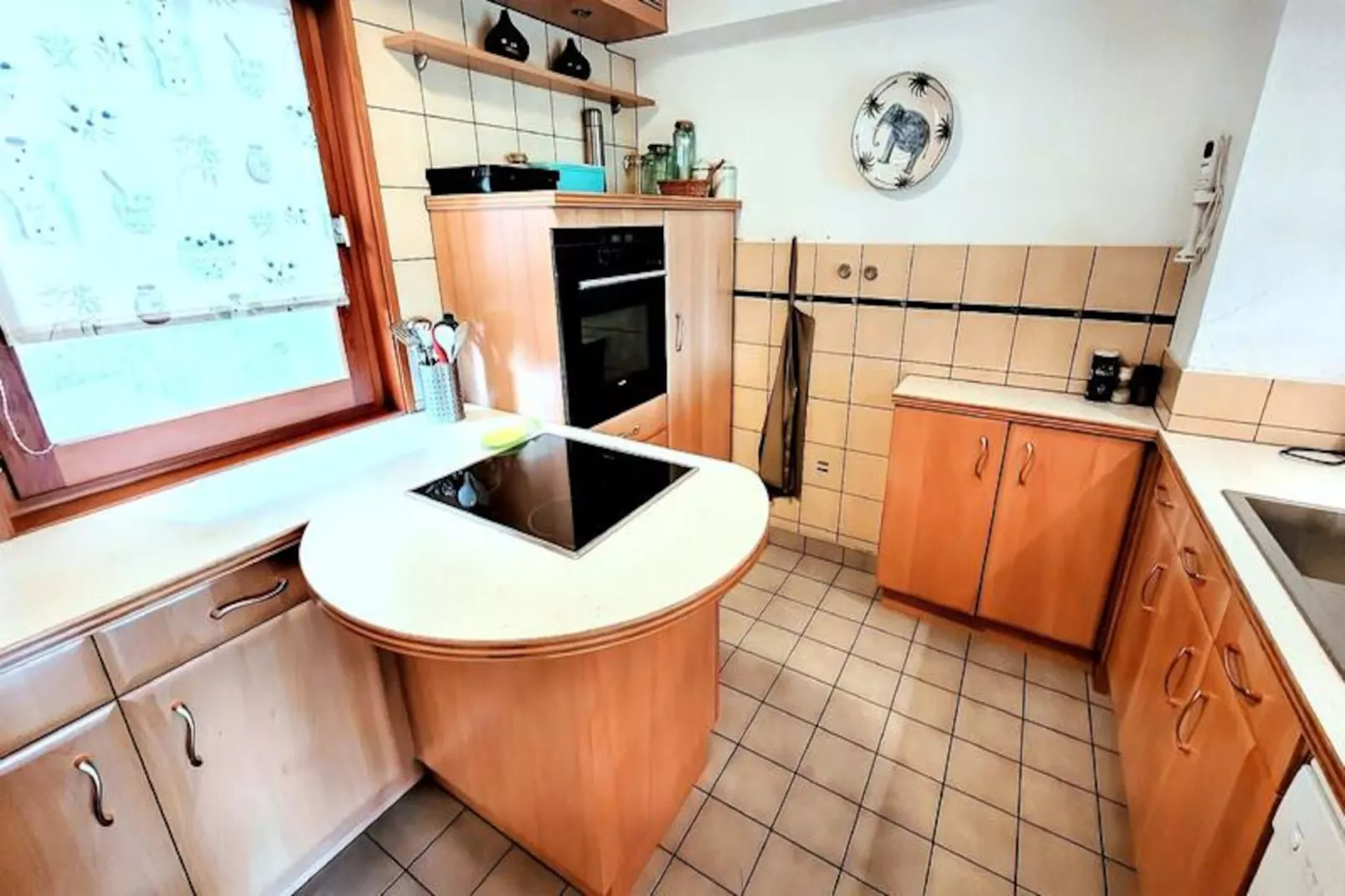 Résidence Chavaniou-Niet-getagd