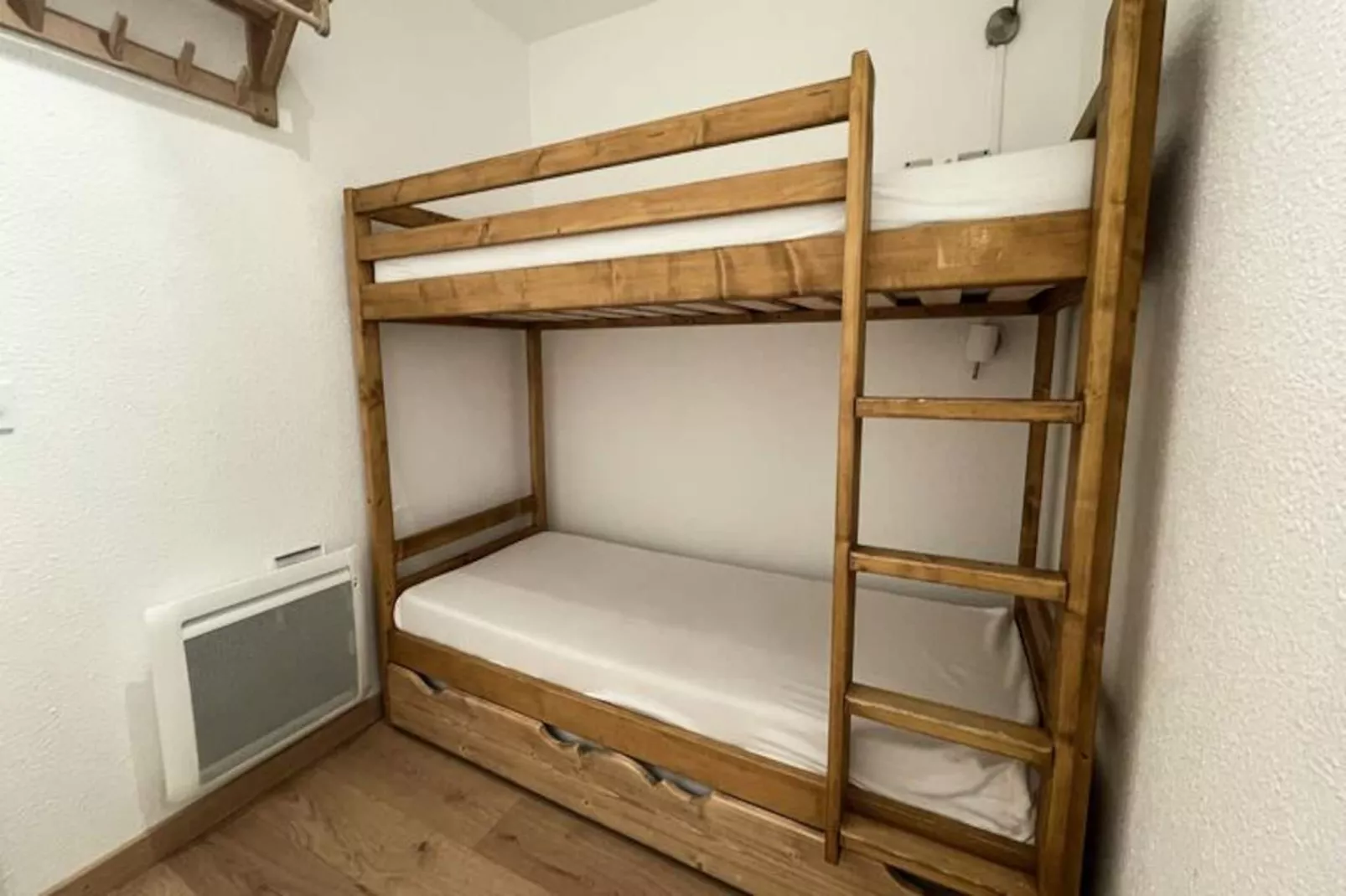 Résidence Pollux-Niet-getagd