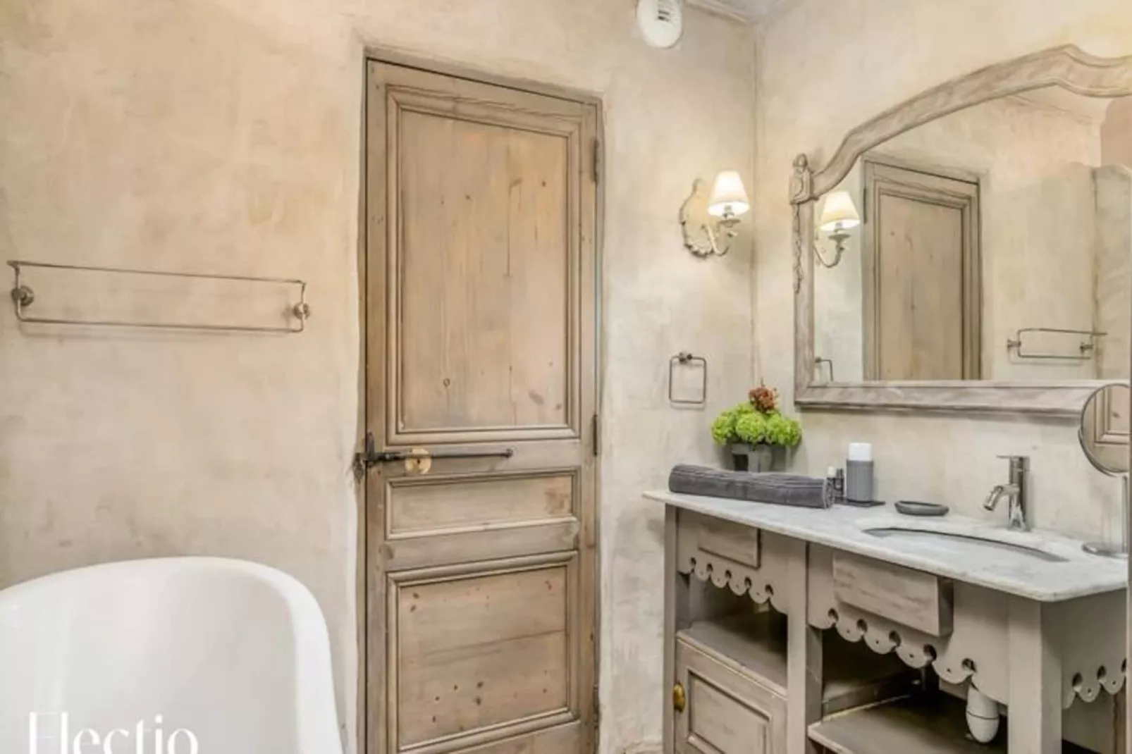 Loggia 1 Olivier | R&eacute;sidence Les Petitons-Niet-getagd