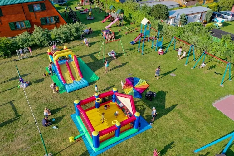 Domki parterowe Karwia-Tuinen zomer