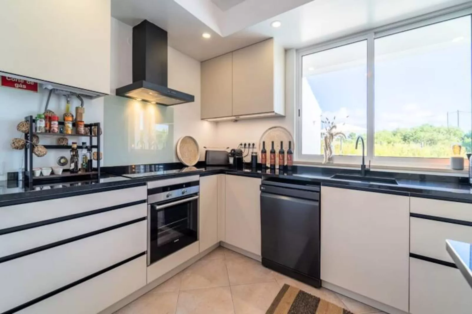 Casa Onda-Niet-getagd