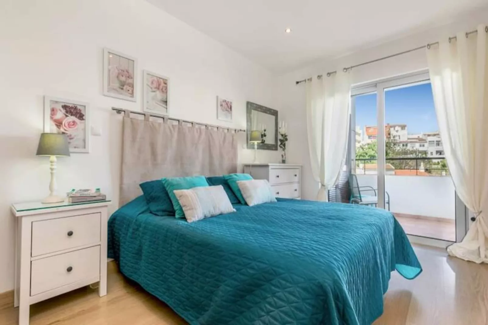 Apartment Henri-Niet-getagd