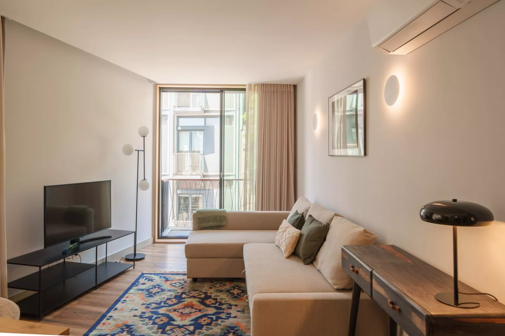 Feel Porto Firmeza Coworking & Flat 3.3-Woonkamer