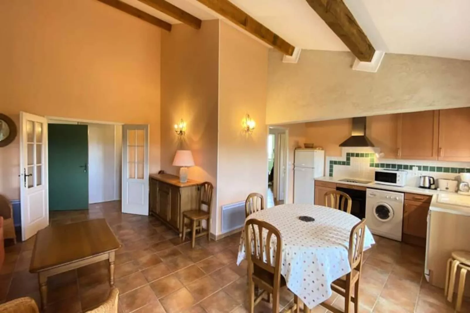 04b8 : Beau T3 Au Coeur Des Lavandes - Piscine-Niet-getagd