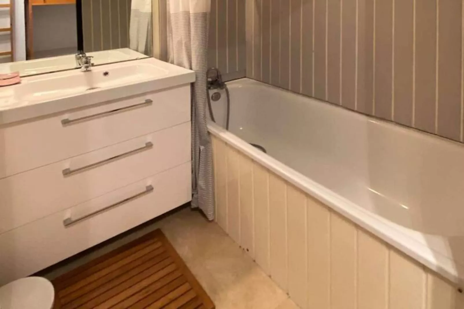 Résidence Balcon Orres-Niet-getagd