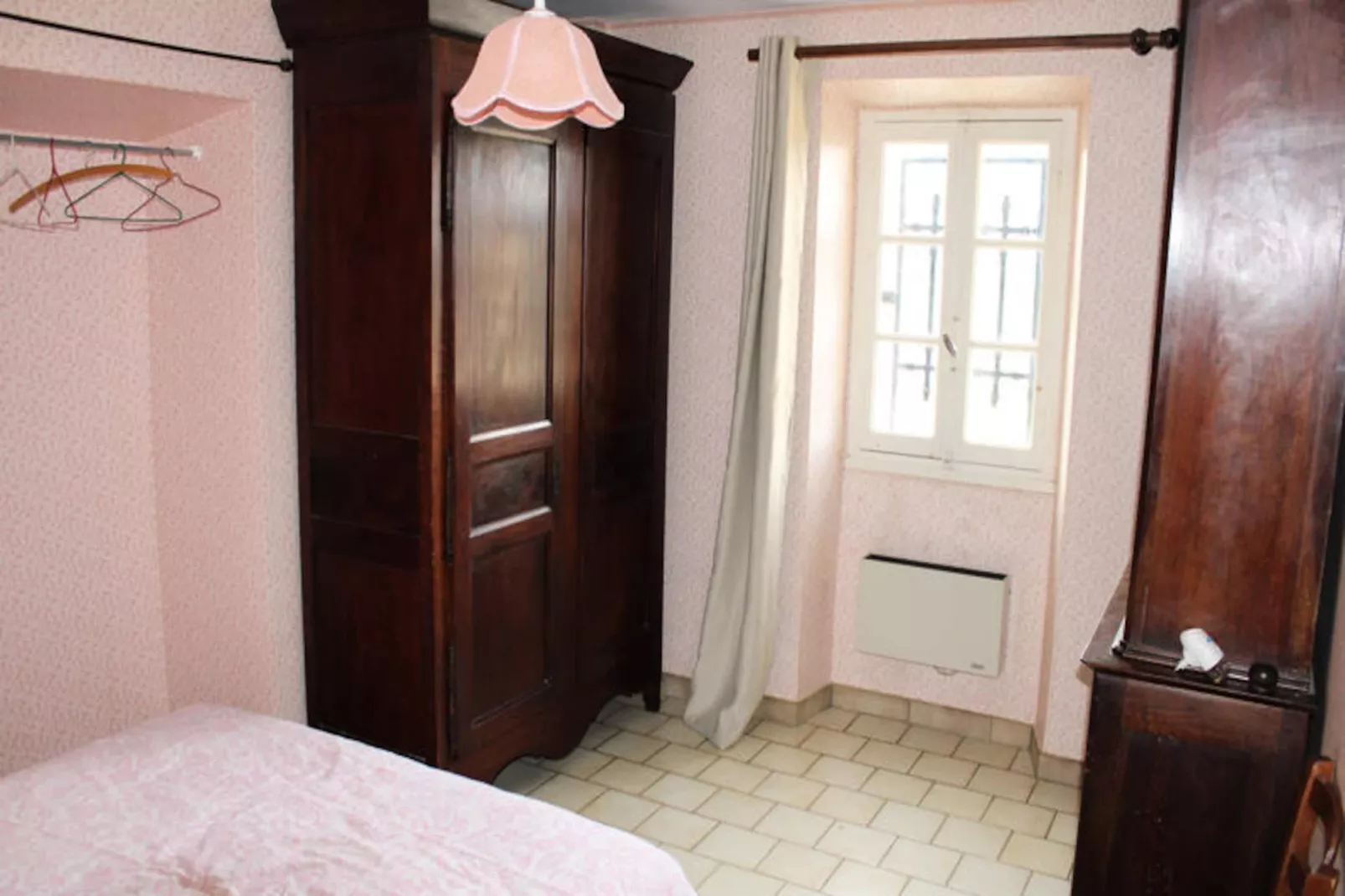 Maison à Entrechaux-Niet-getagd