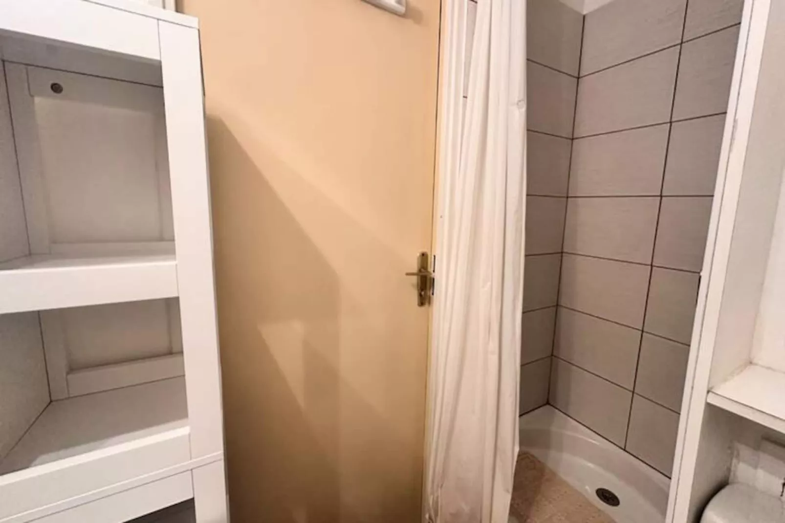 Résidence Studio Les Floralies 2 Personnes Dans R&eacute;sidence Avec Piscine-Niet-getagd