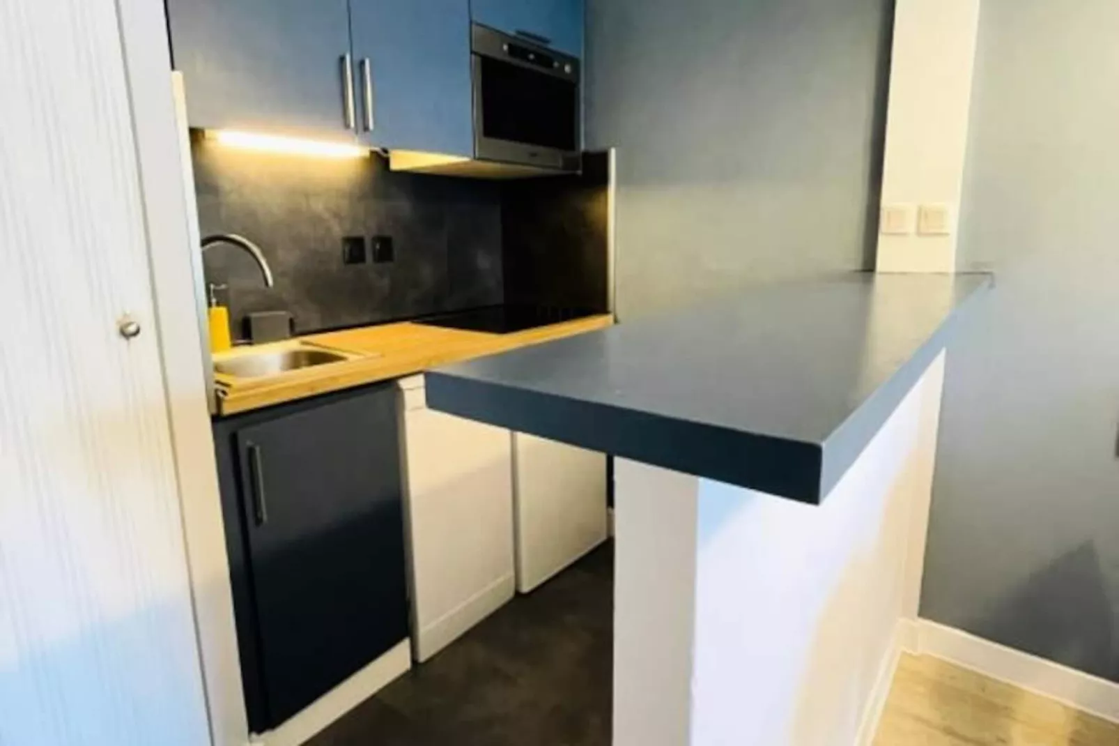 Résidence Charmant Appartement Pour 5 Pers Avec Piscine, Parking Et Tennis-Niet-getagd