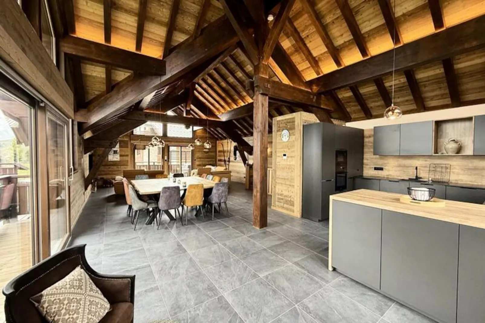 Résidence Complexe Aiguilles-Niet-getagd