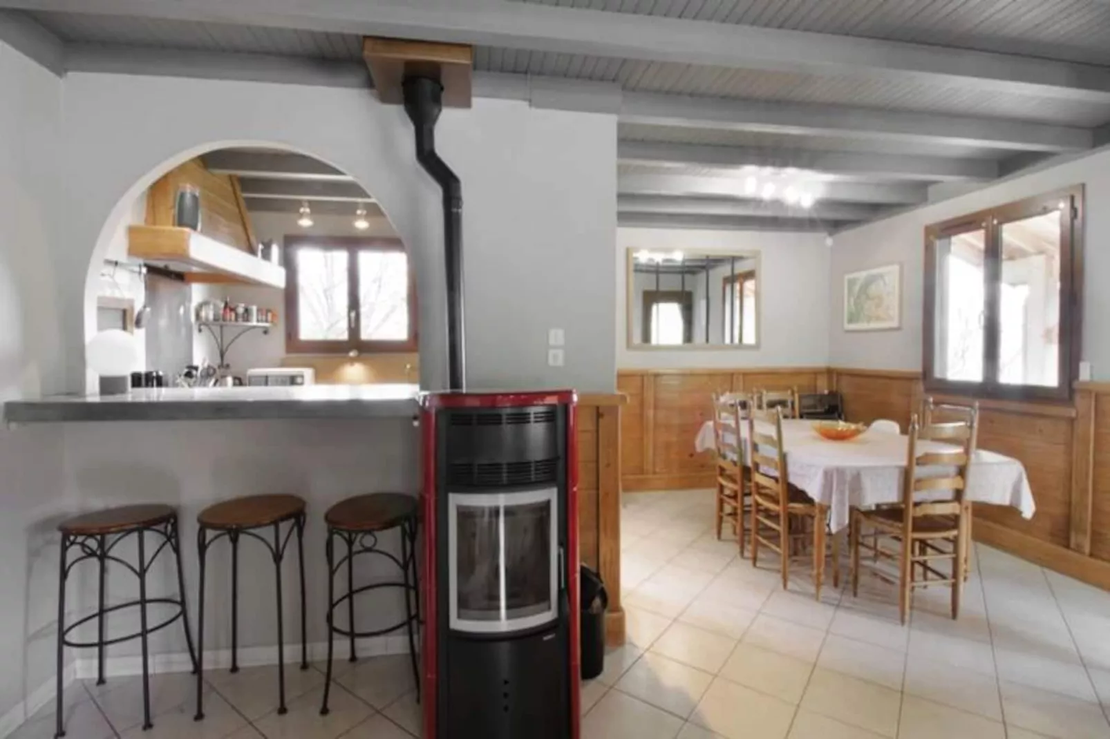 Le Petit Belv&eacute;d&egrave;re: Chalet Avec Piscine & Vue Lac-Niet-getagd