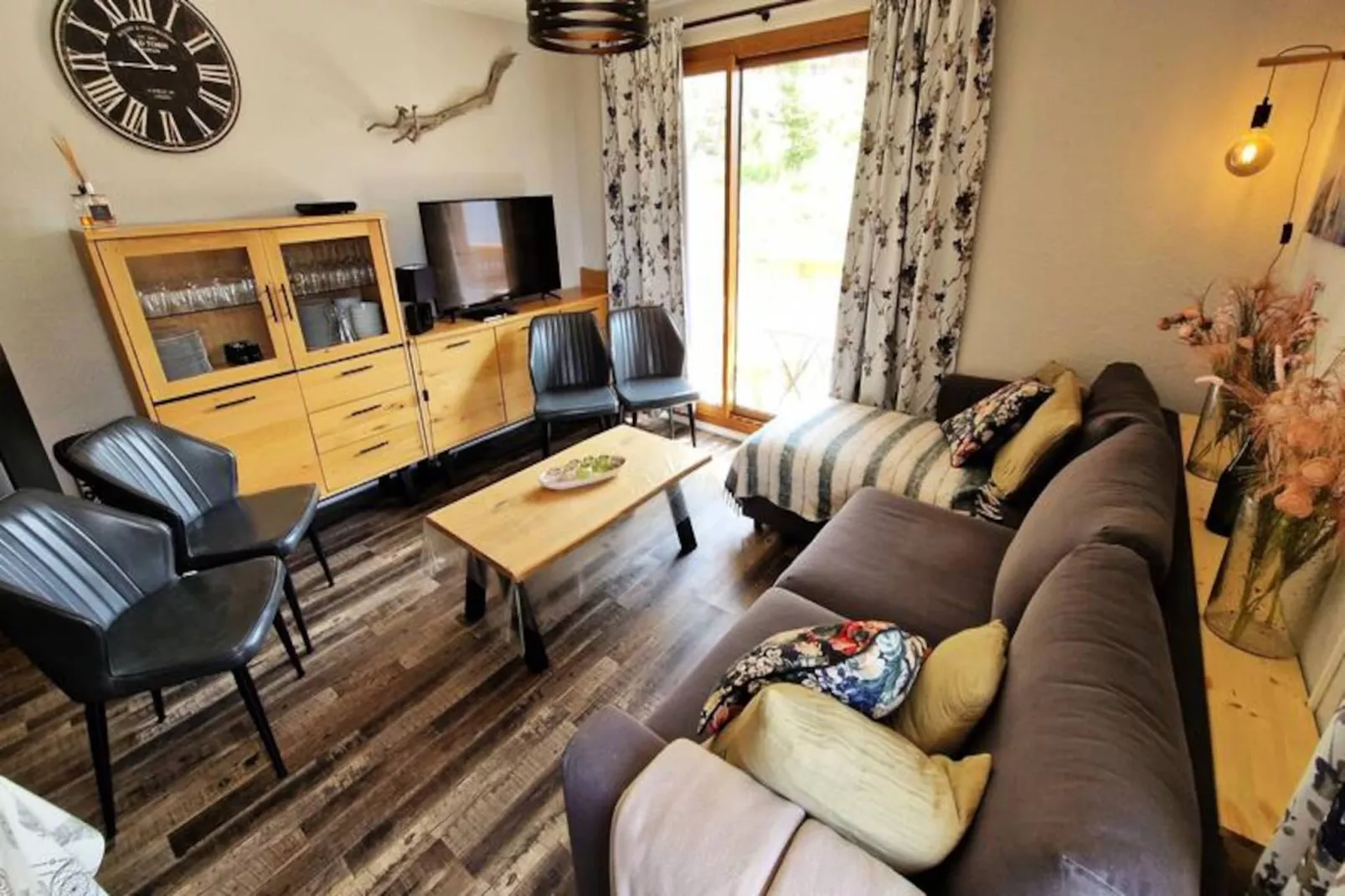 Résidence Le Cheval Blanc-Niet-getagd