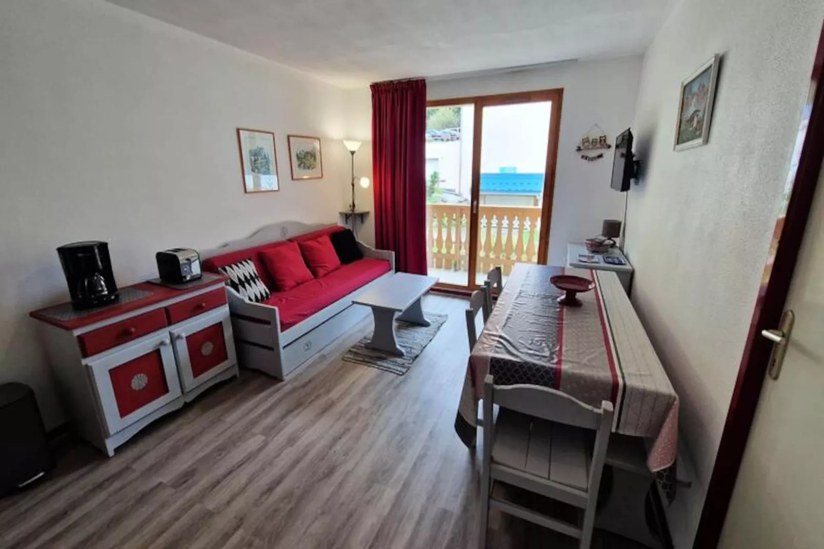 Résidence Le Cheval Blanc-Niet-getagd