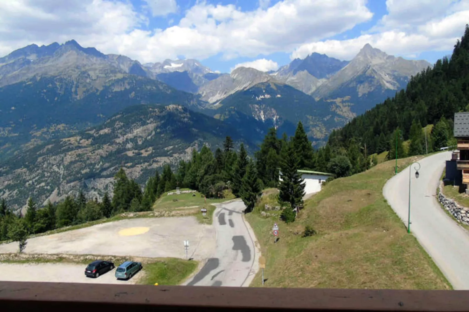 Résidence Cheval Blanc-Niet-getagd