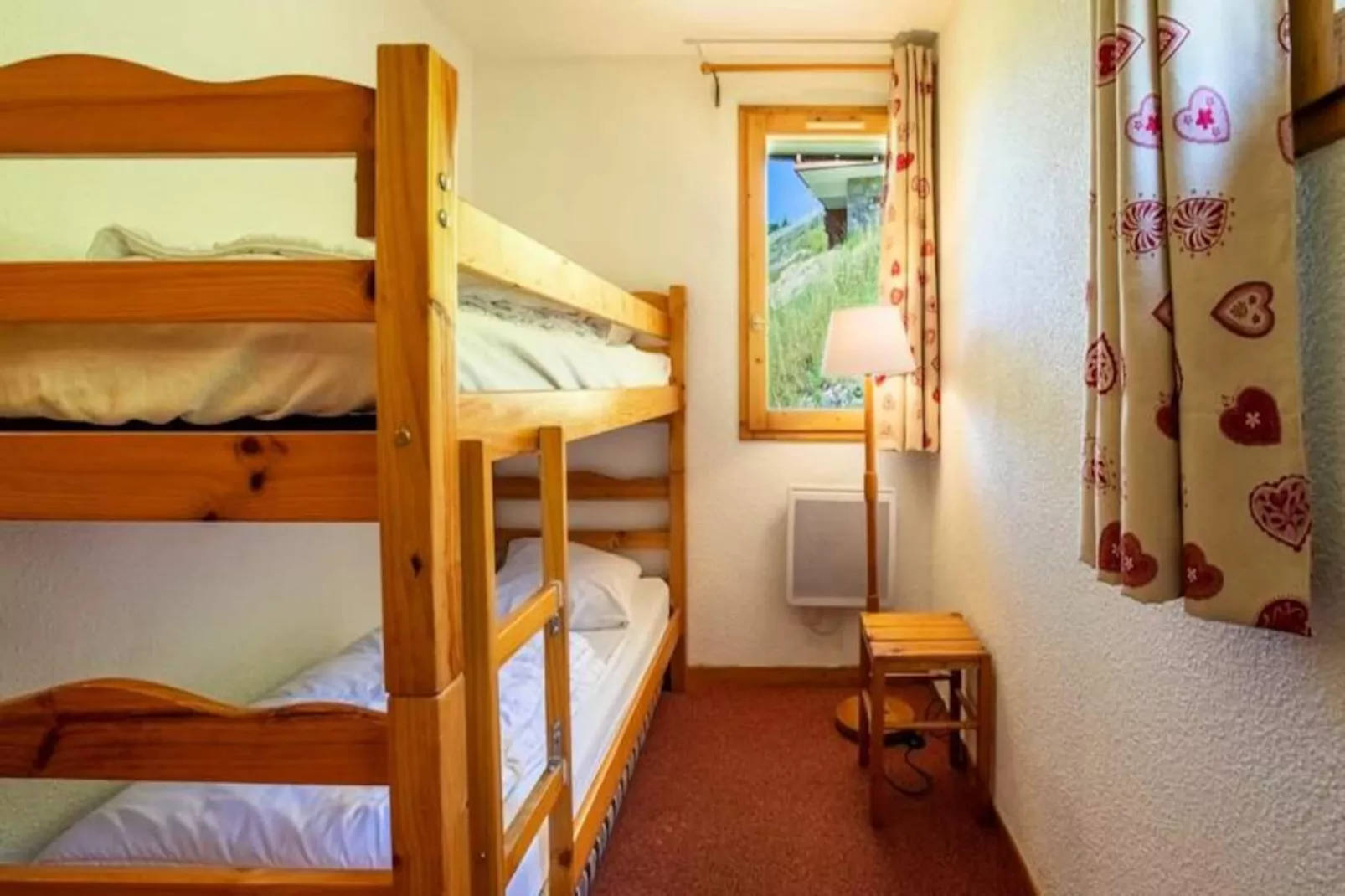 Sherpa 11 Sur Le Front De Neige De Mottaret-Niet-getagd