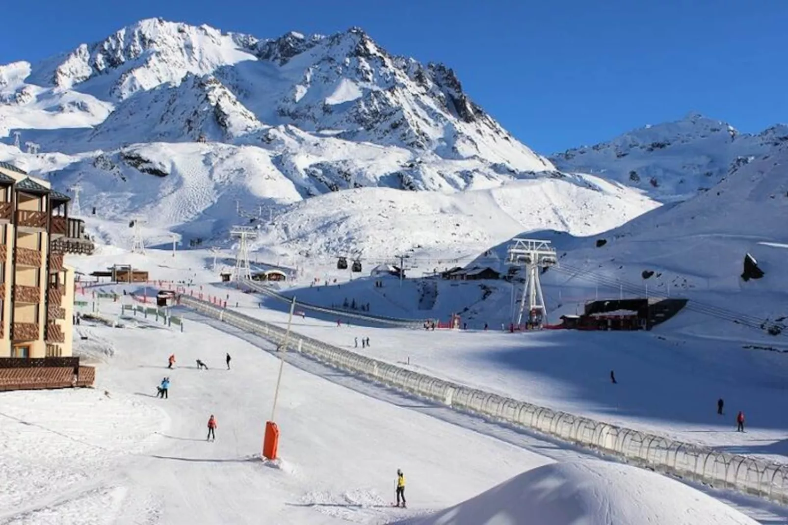 Résidence Temples Du Soleil Nazca-Niet-getagd