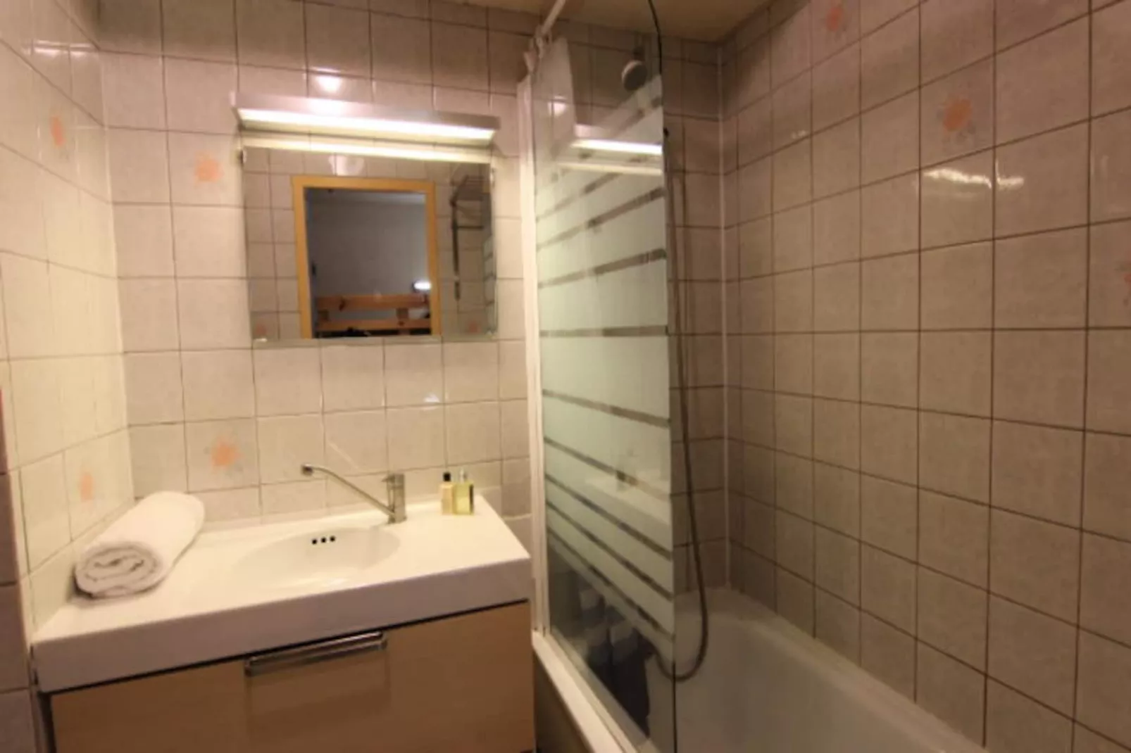 Résidence Neves-Niet-getagd