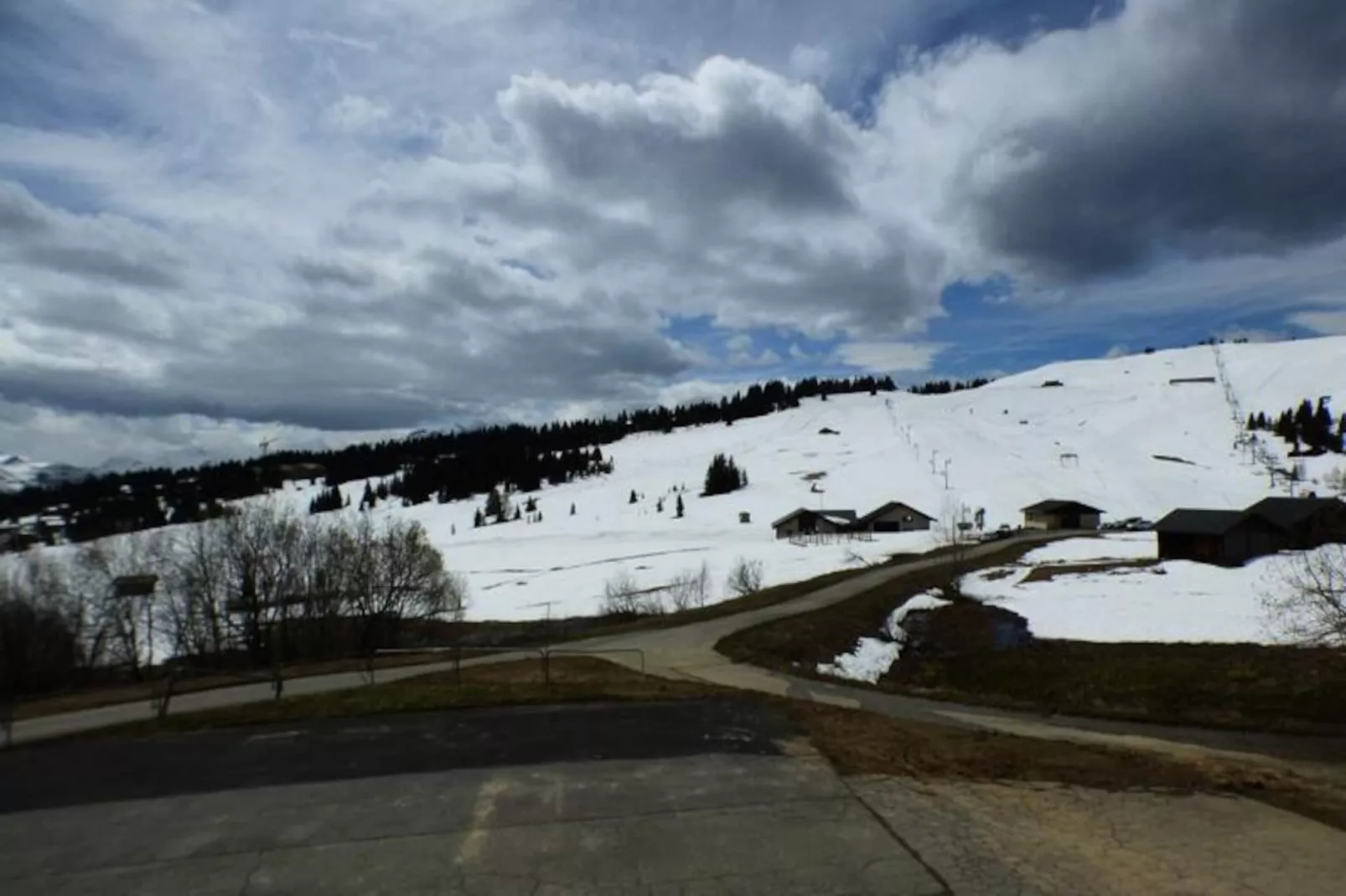 Résidence Coursiaudine-Niet-getagd