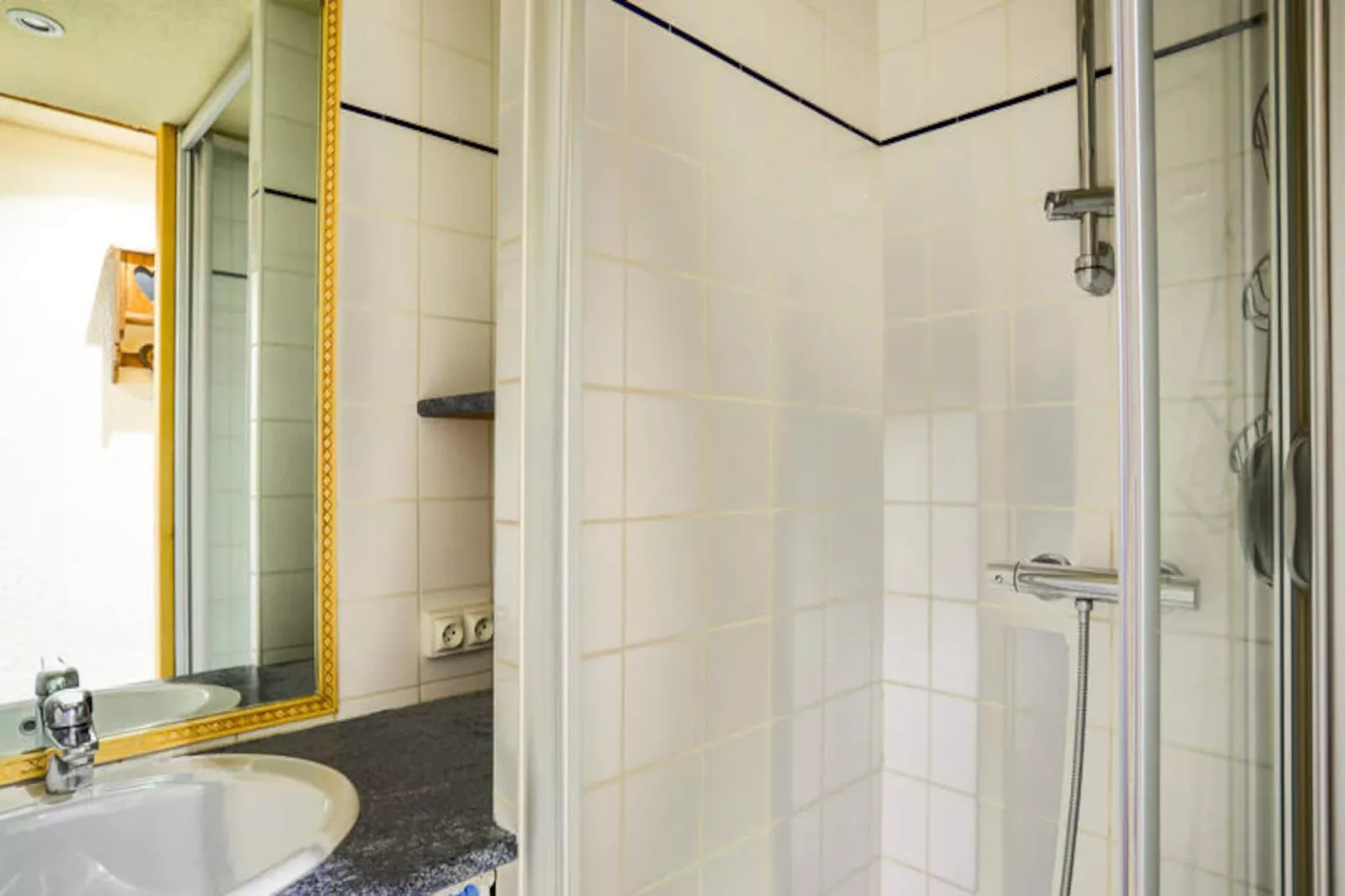 Résidence Pierre Blanche-Niet-getagd