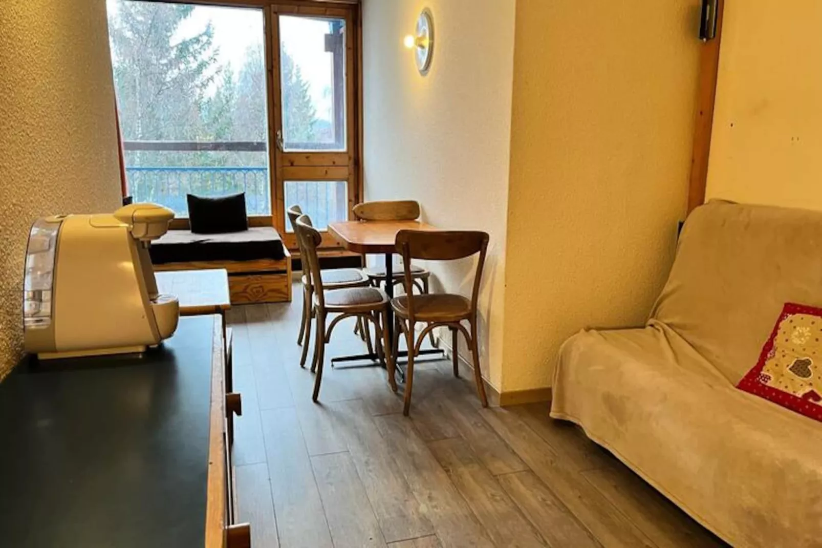 Résidence Belles Challes-Niet-getagd