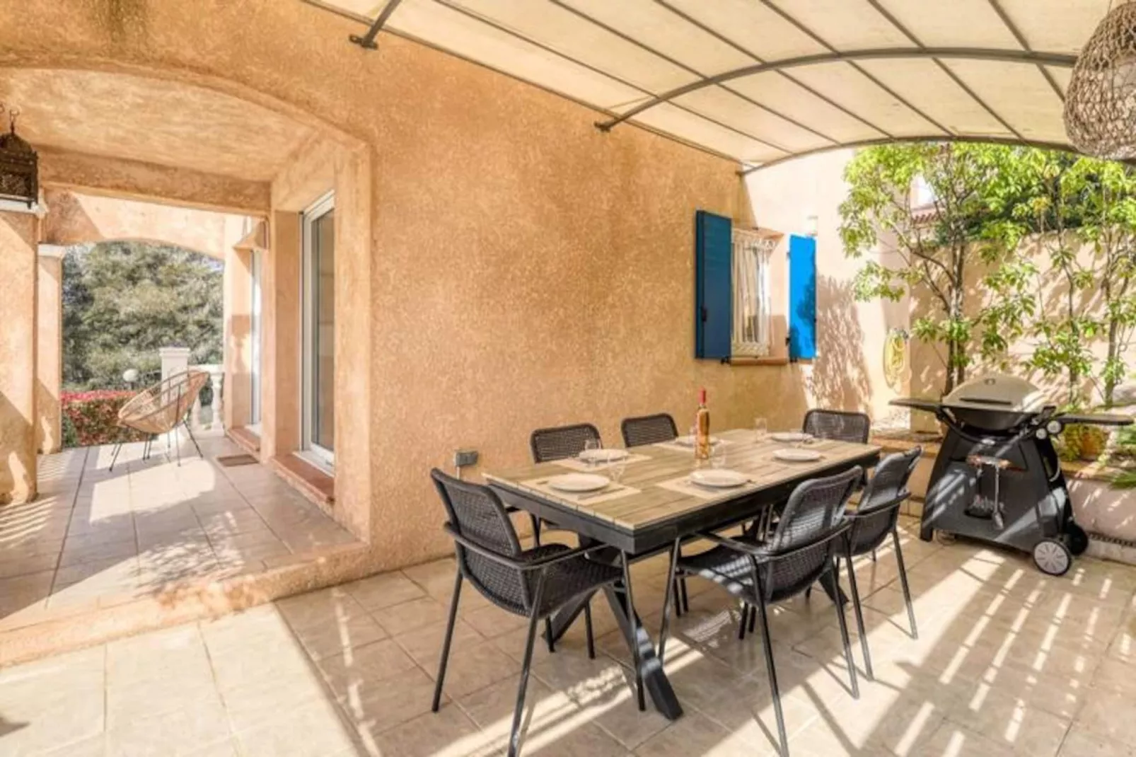 Résidence Vacances En Famille: Maison Avec Piscine & Vue Mer-Niet-getagd