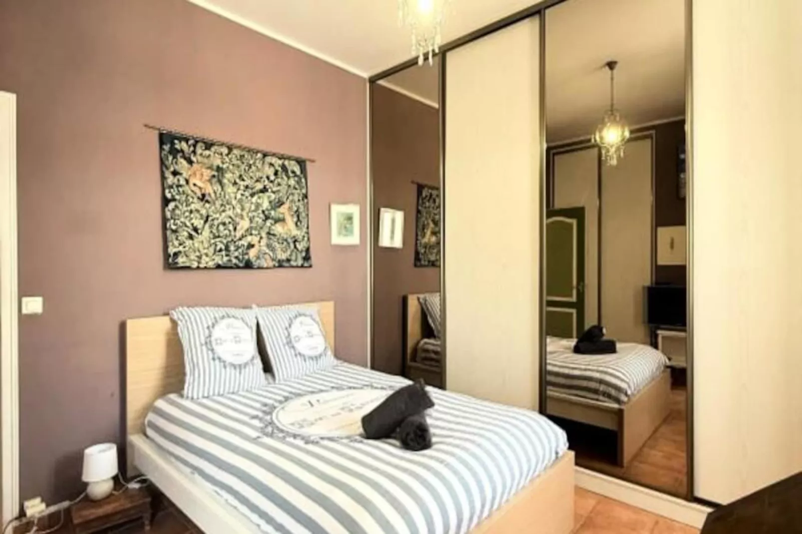 " Le Cocon Hy&eacute;rois" 100m2 - Wifi & Garage-Niet-getagd