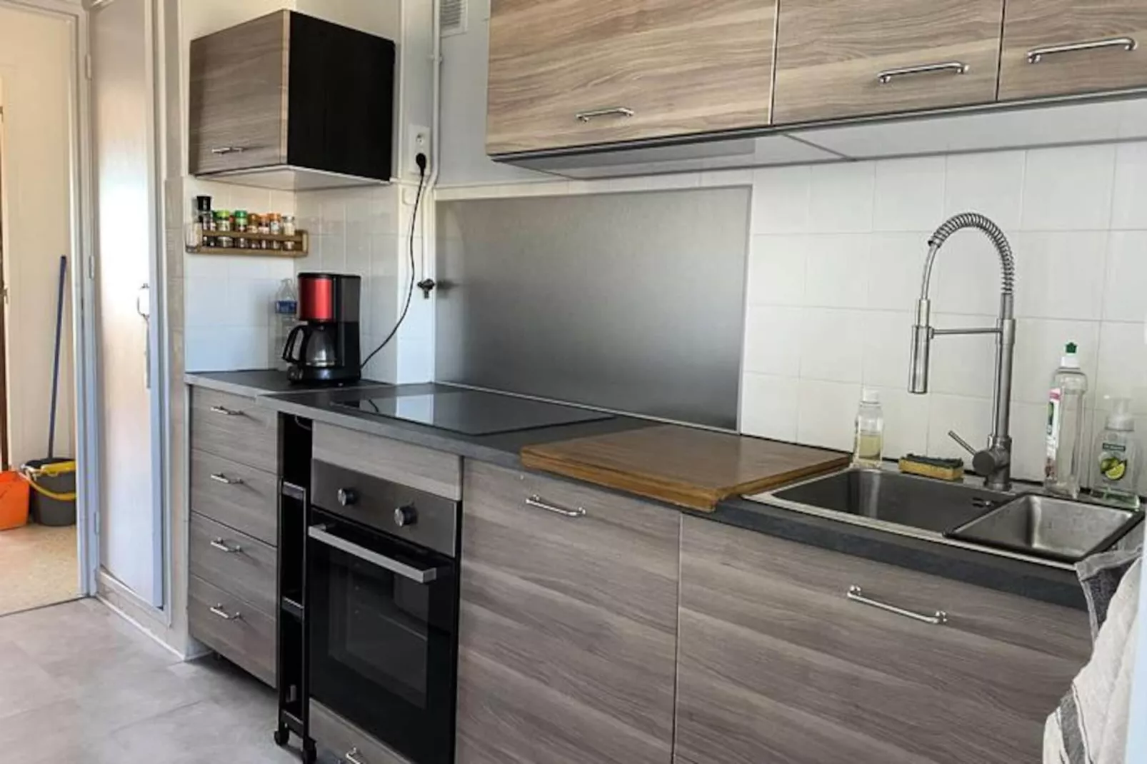 Résidence Le Cardinal-Niet-getagd