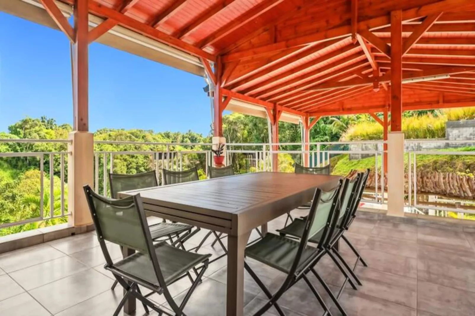 Villa Angerville-Niet-getagd