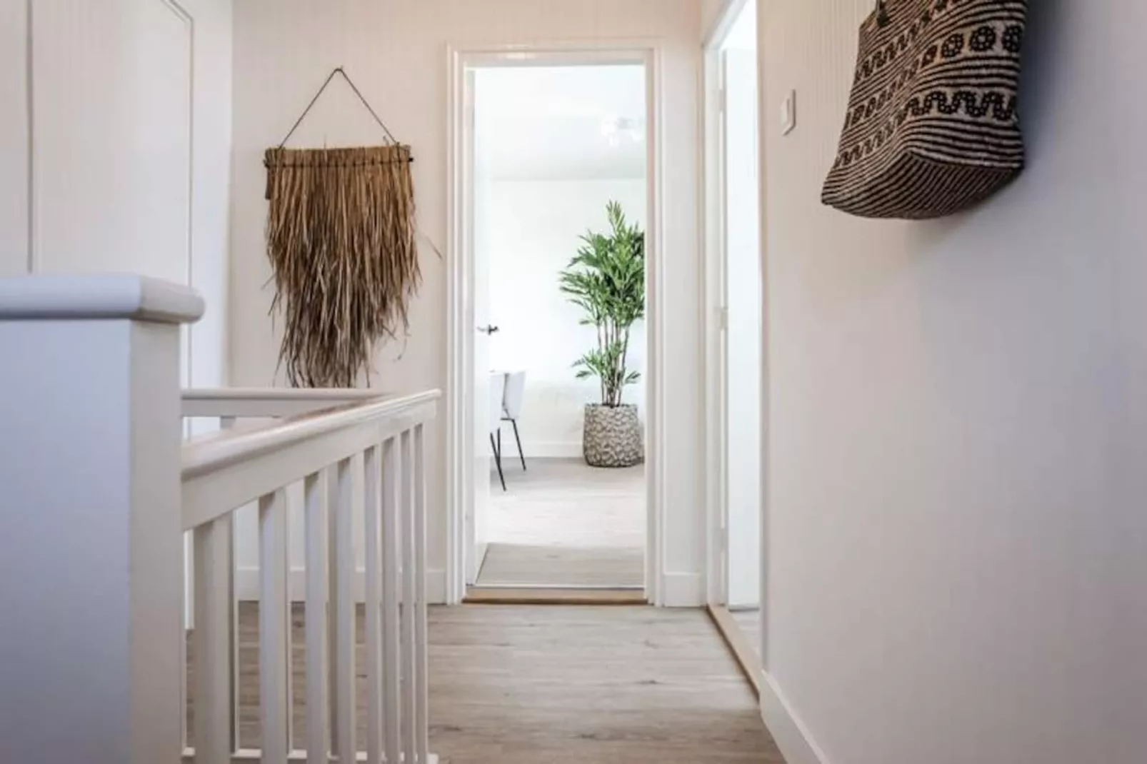 Yucca Beachhouse - Luxury Loft Apartment-Niet-getagd