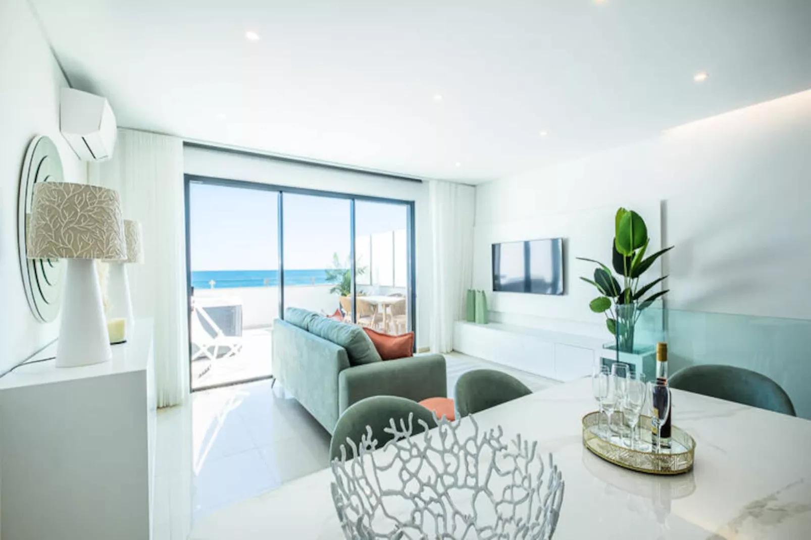 Appartements à Armaçao de Pera-Niet-getagd