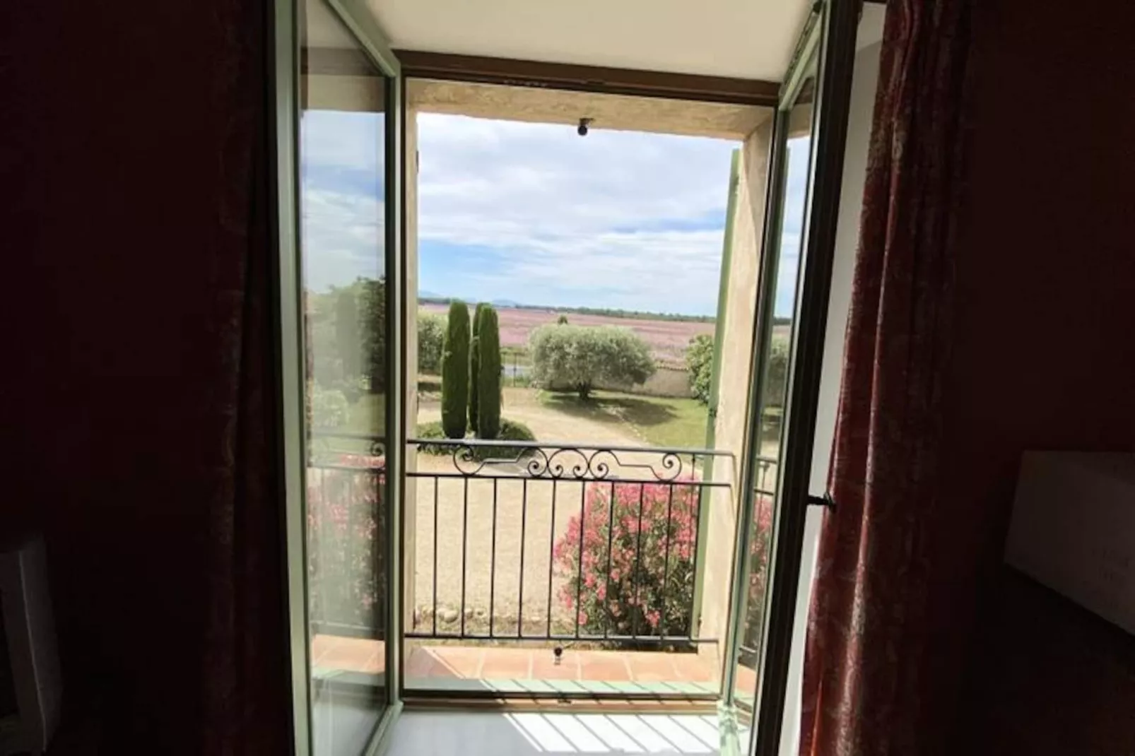 04b4 : Beau Studio Dans Un Mas Proven&ccedil;al - Piscine-Niet-getagd