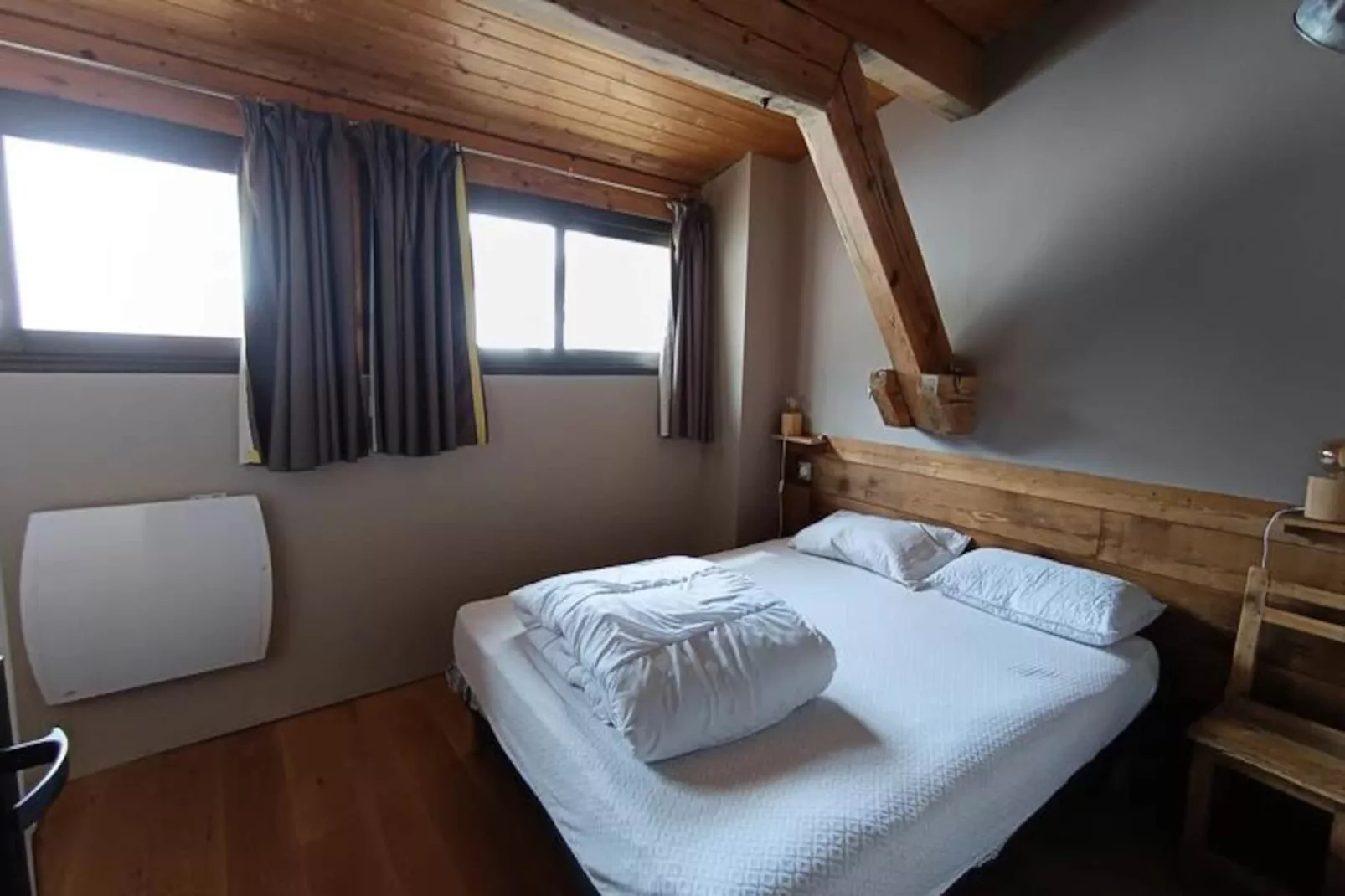 Résidence Maison Bleue Charrette-Niet-getagd