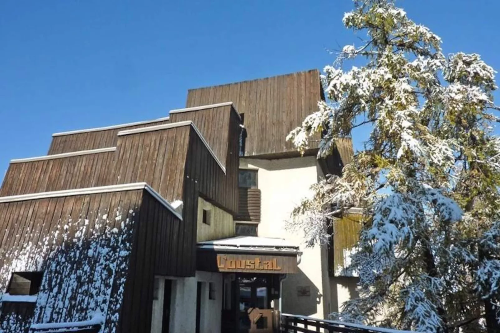 Résidence L'oustal-Niet-getagd