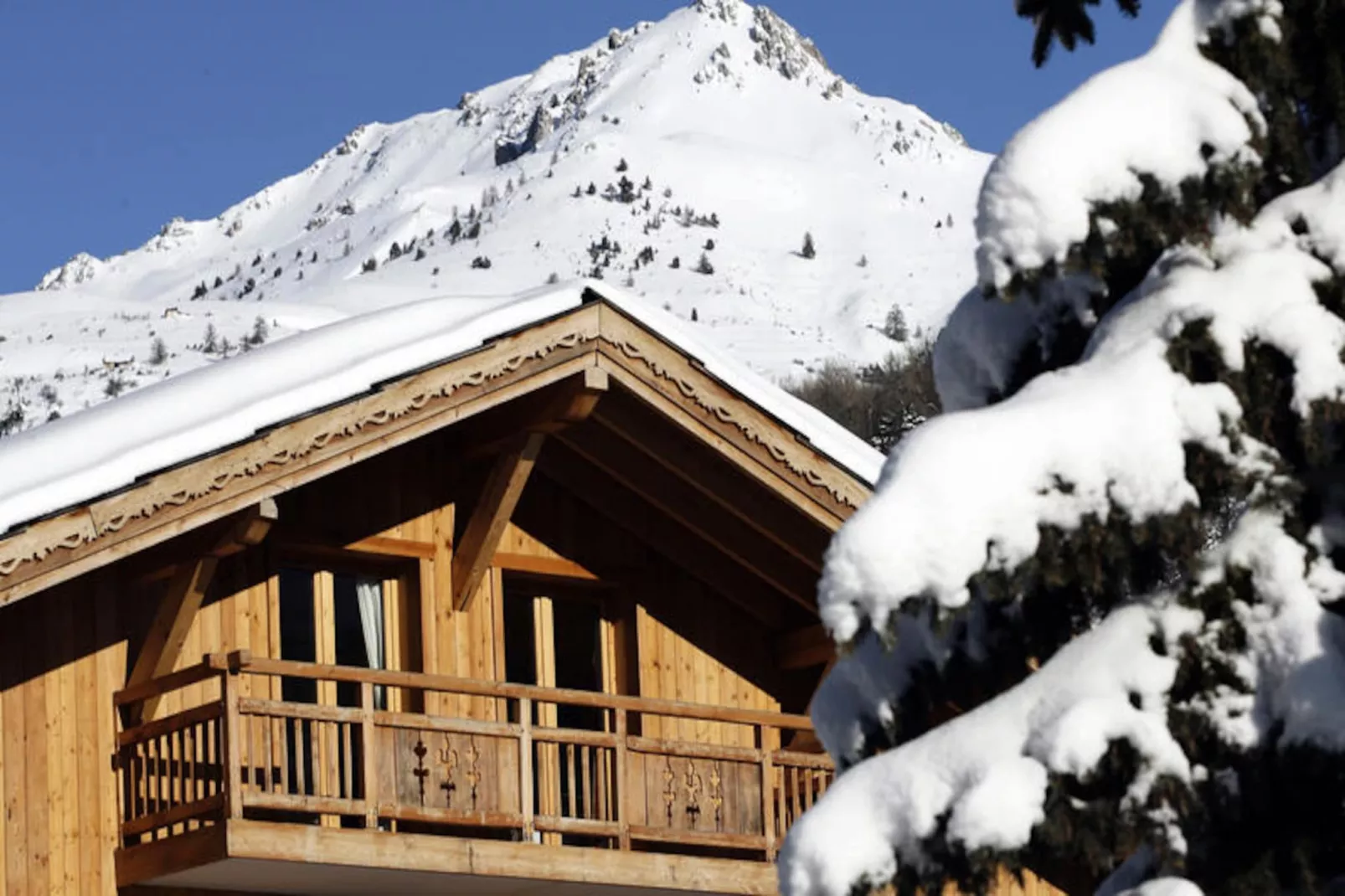 Résidence Eterlou-Niet-getagd