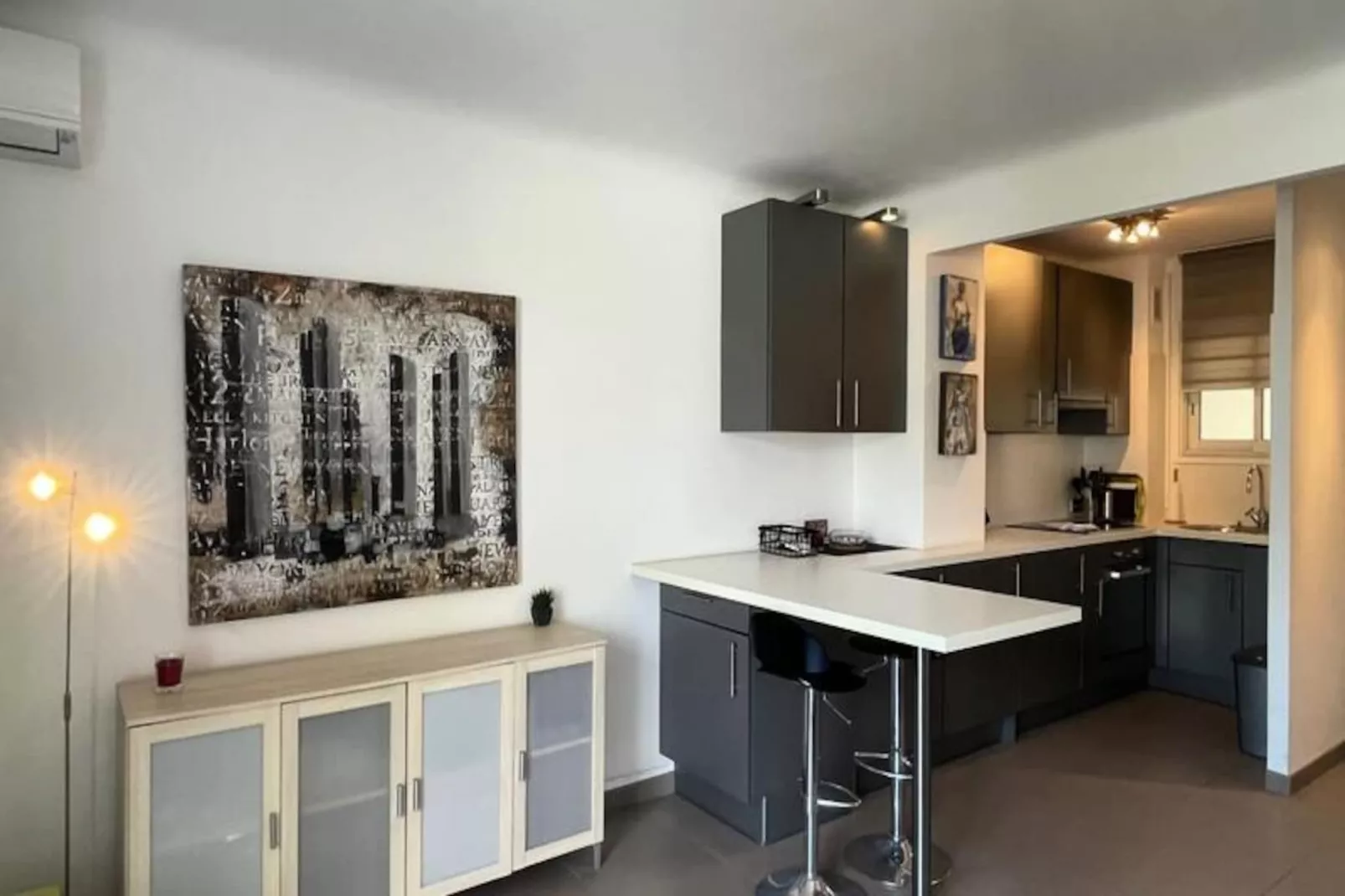 Résidence Studio Front De Mer Tout équipé Au Cœur Du Centre Ville Bd Leclerc-Niet-getagd