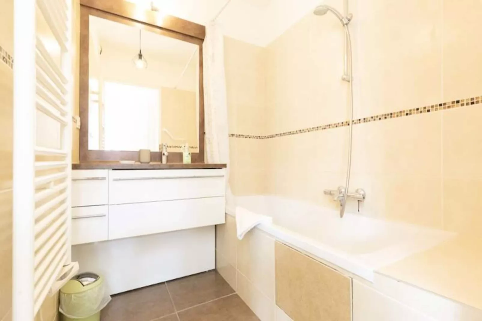 Résidence Plaza Antibes : Appartement T2 Avec Climatisation-Niet-getagd