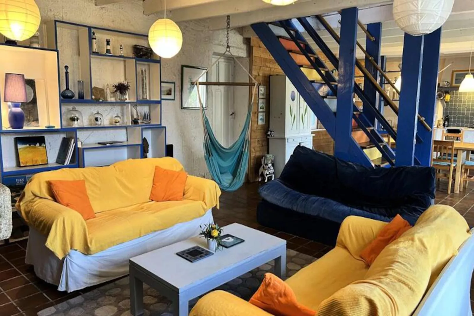 Résidence 1200-st Alban-Niet-getagd