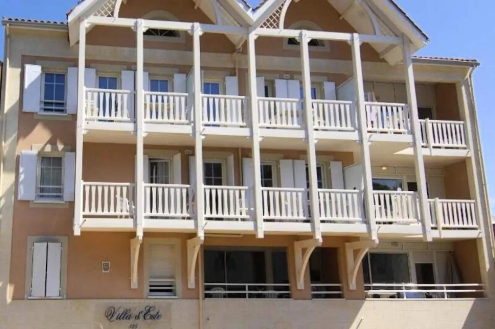 Résidence Villa D'este-Niet-getagd