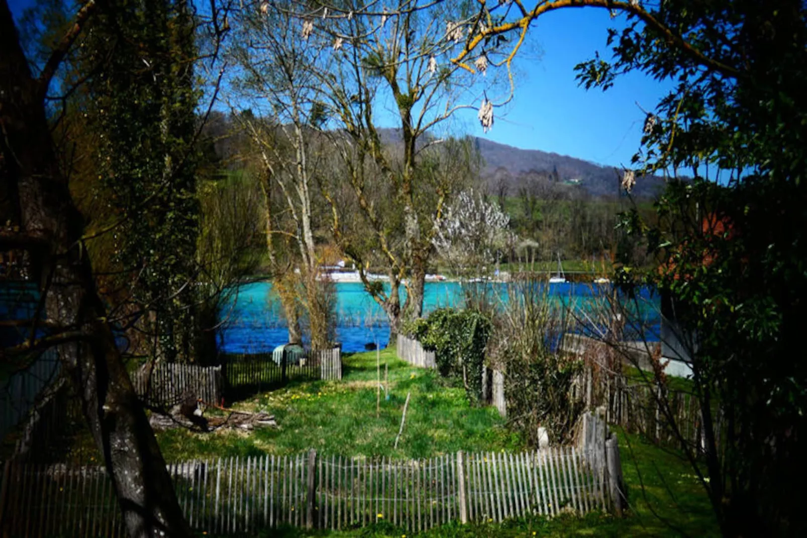 Résidence Le Lac Bleu Appt / Terr / Plage Priv&eacute;e Lac-Niet-getagd