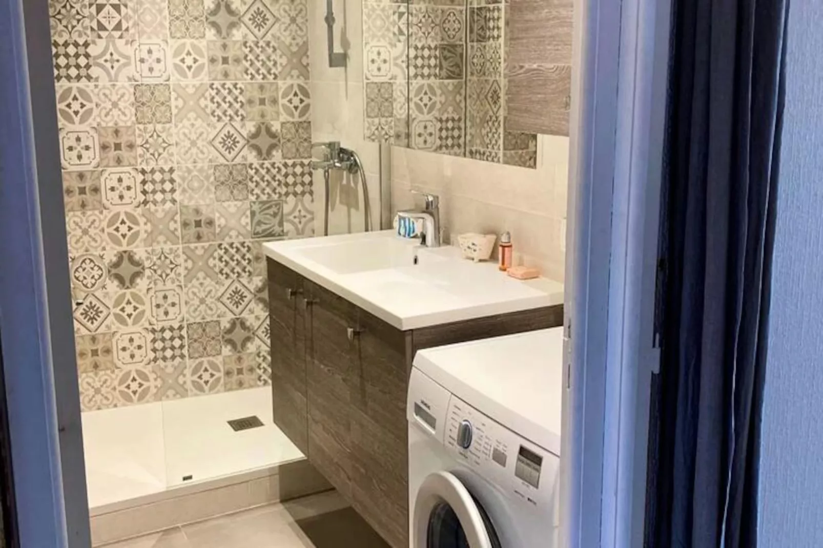 Résidence Le Brahms-Niet-getagd