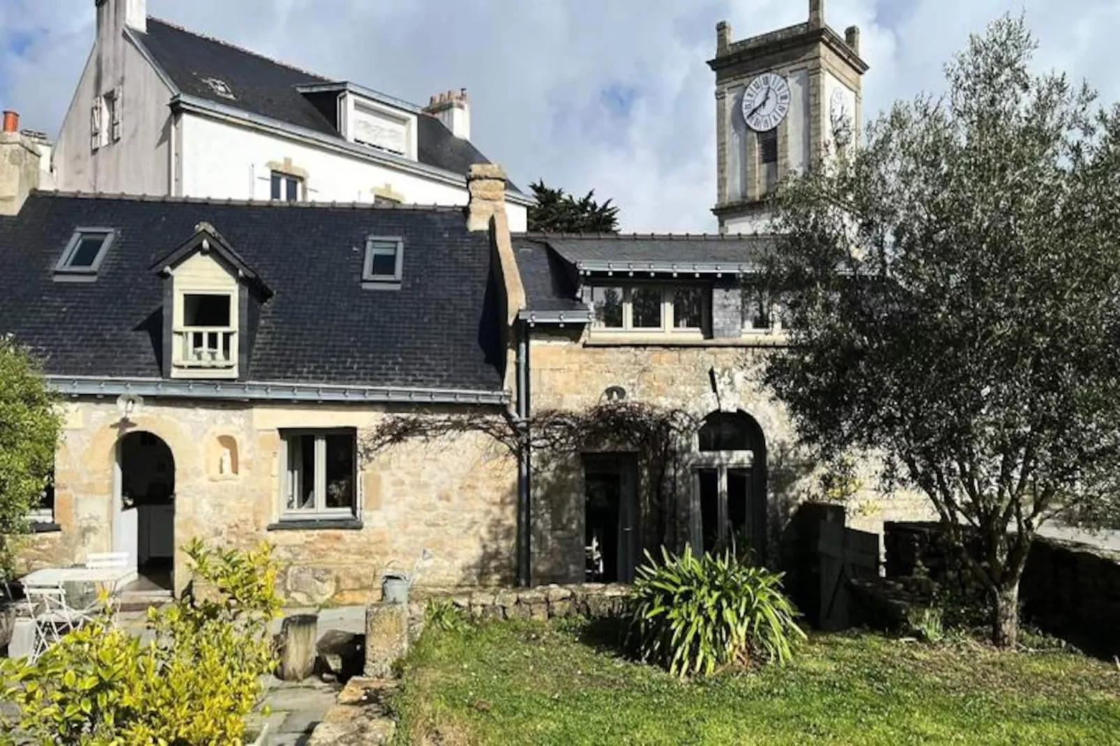 Maison De Caract&egrave;re Au C&oelig;ur De L&rsquo;&icirc;le-aux-moines-Niet-getagd