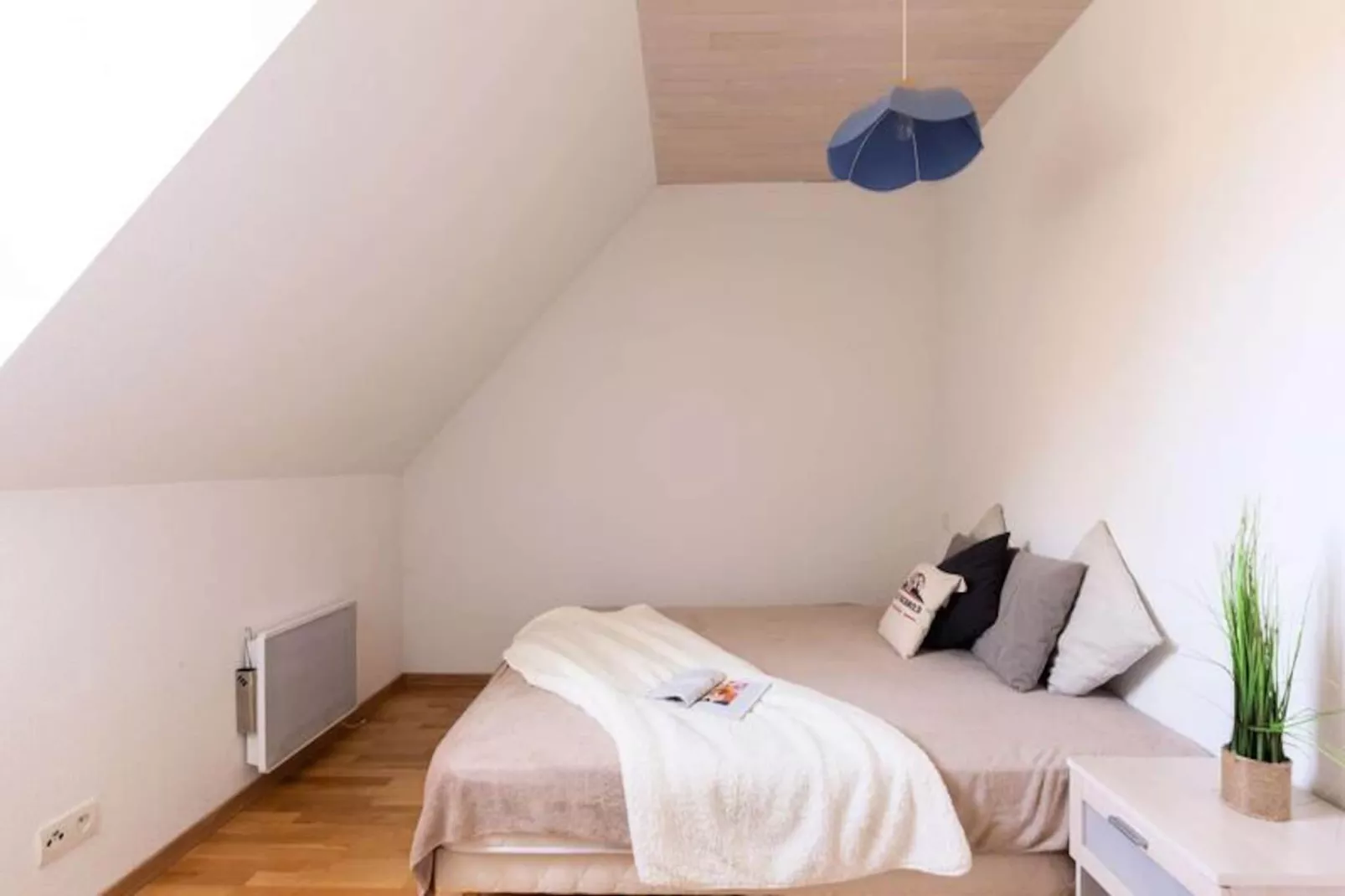 Résidence Autun-Niet-getagd