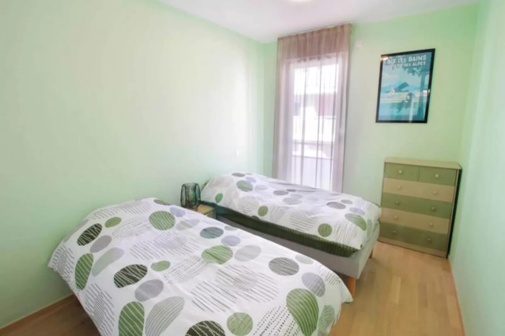 T3 Neuf, Clim, Terrasse & Garage &agrave; 2 Pas Du Lac-Niet-getagd