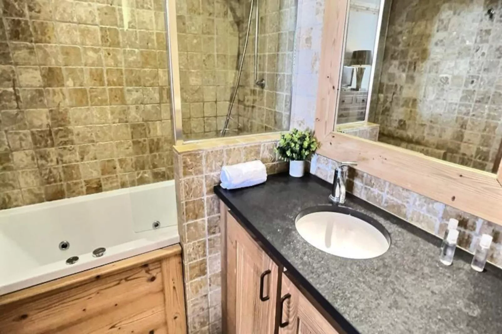 Résidence Aquila-Niet-getagd