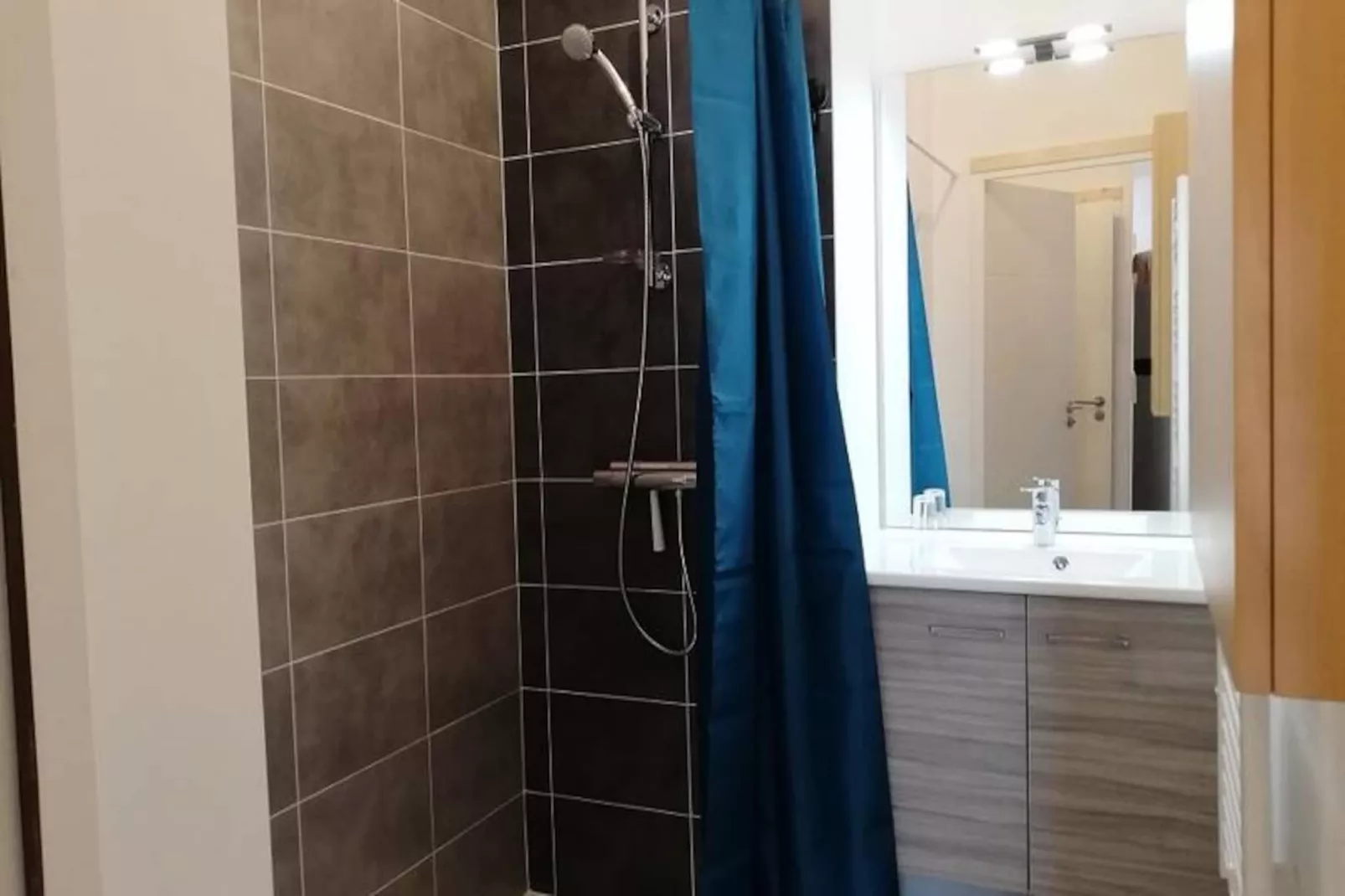 Résidence Lodges 1970-Niet-getagd