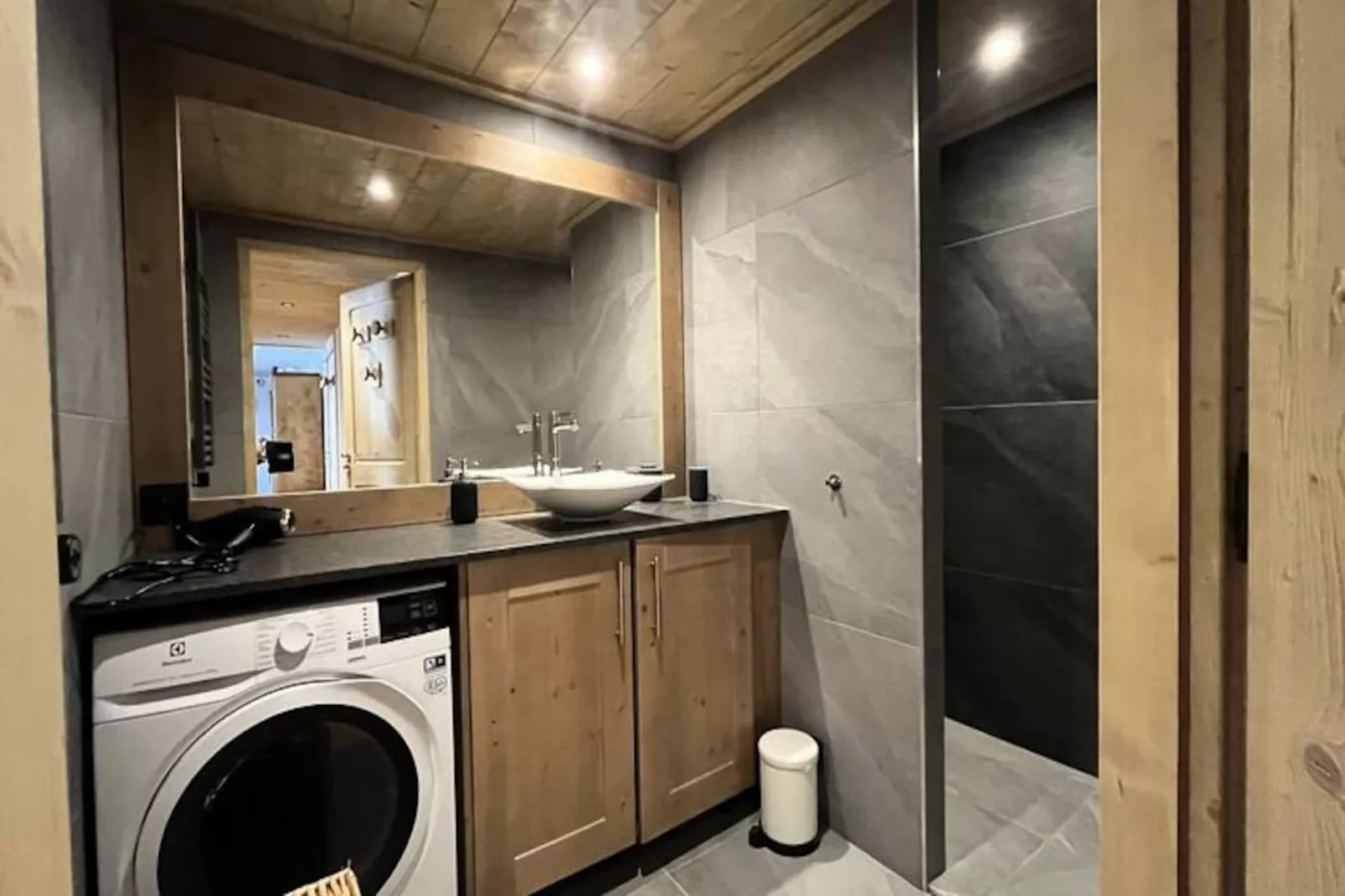 Résidence Manaka-Niet-getagd