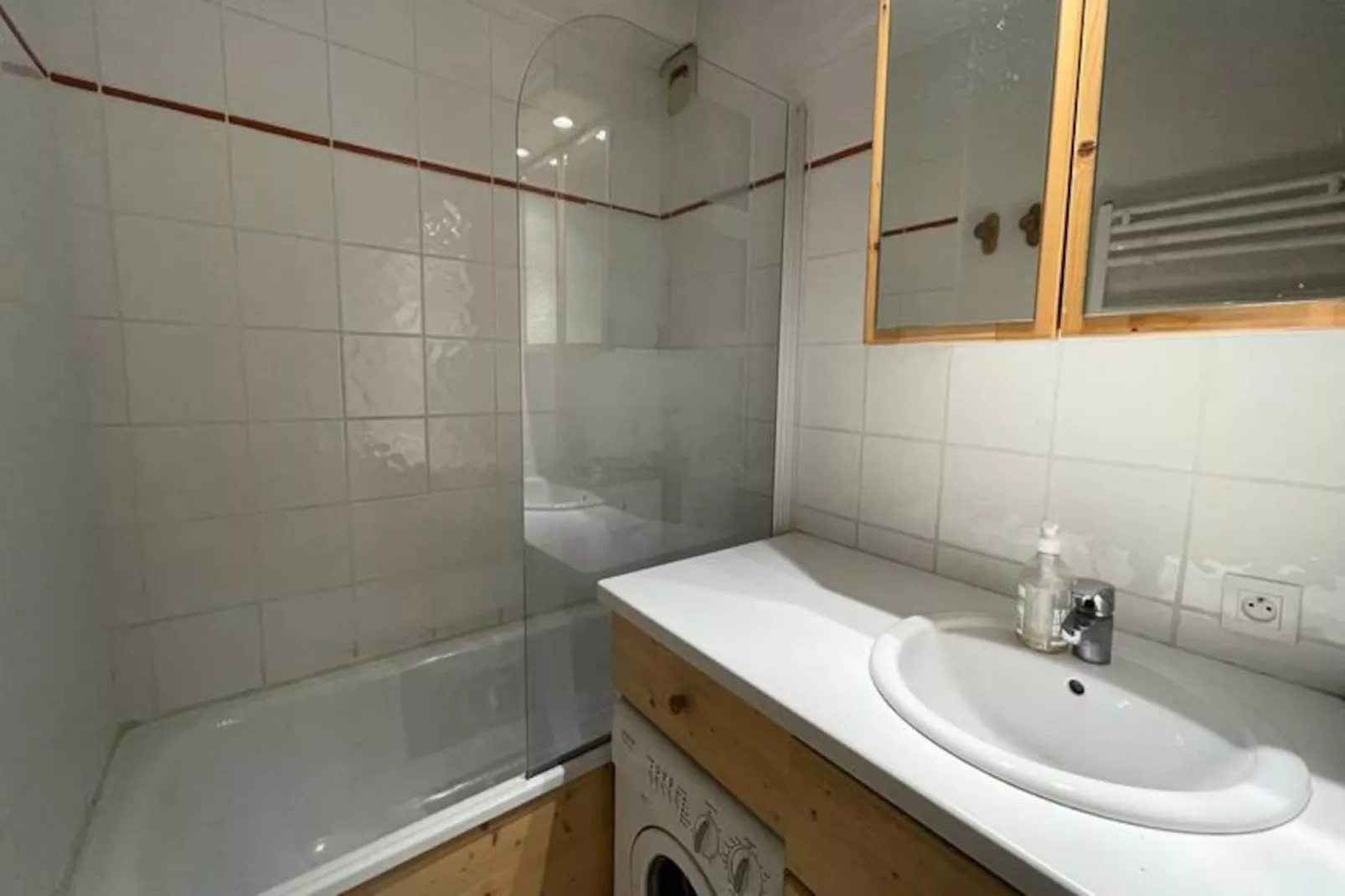 Résidence Pierrafort G-Niet-getagd