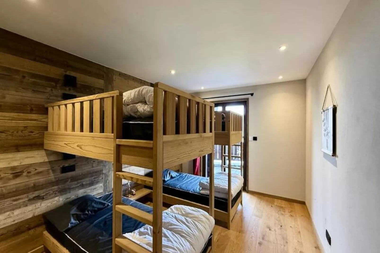 Résidence Complexe Aiguilles-Niet-getagd