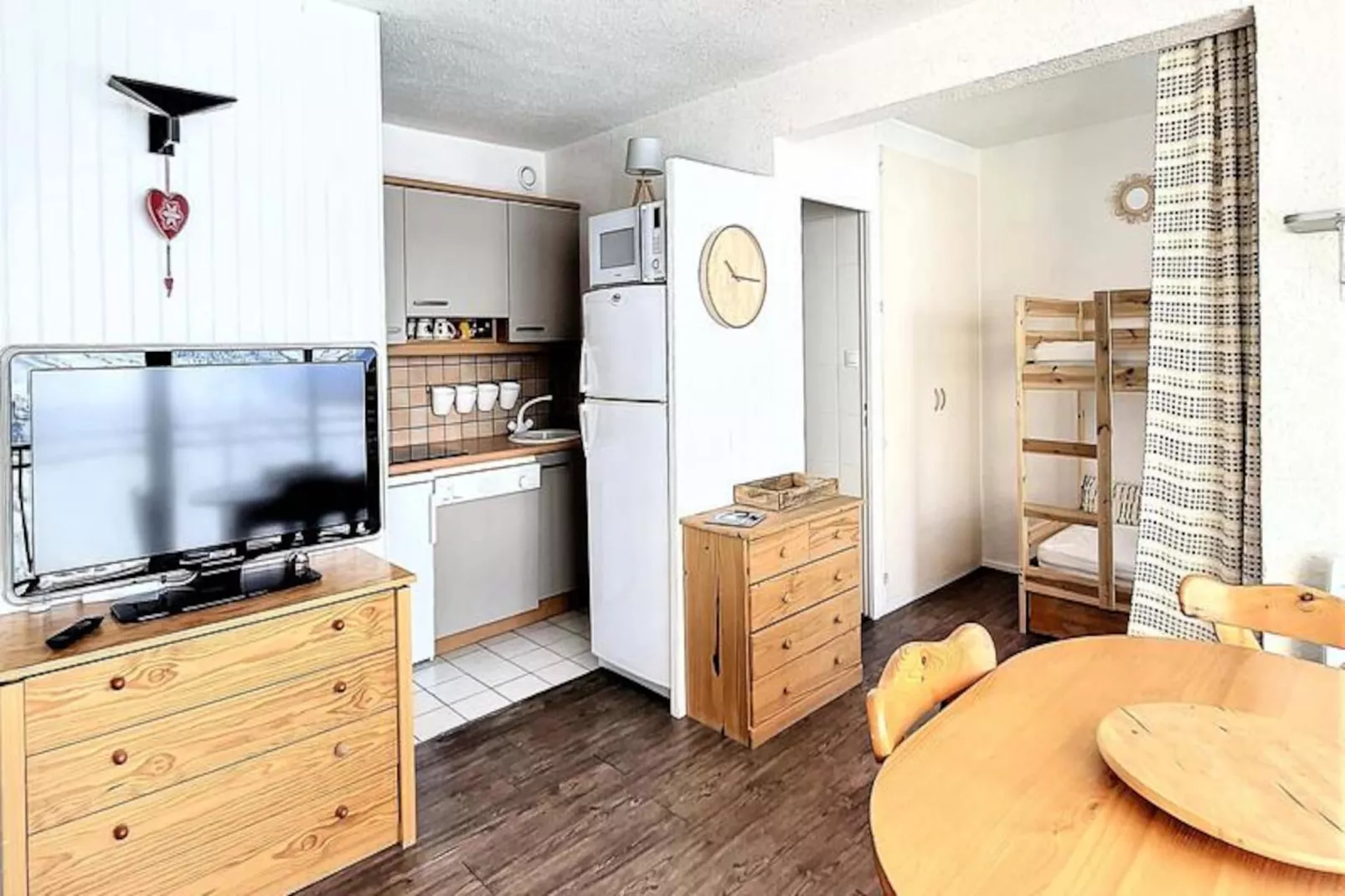 Résidence Baikonour-Niet-getagd